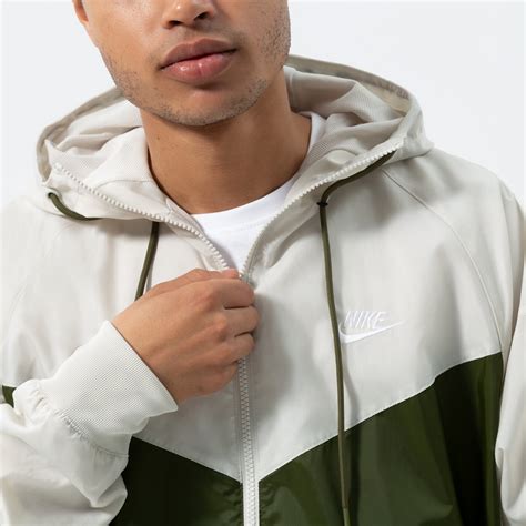 nike jacke khaki herren|Nike Herren Übergangsjacken für jedes Wetter .